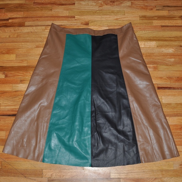 New Faux Leather Colorblock Paneled Swing Skirt B6 - Picture 5 of 7